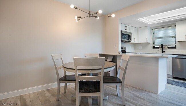 Building Photo - 6324 Sugar Bush Ln