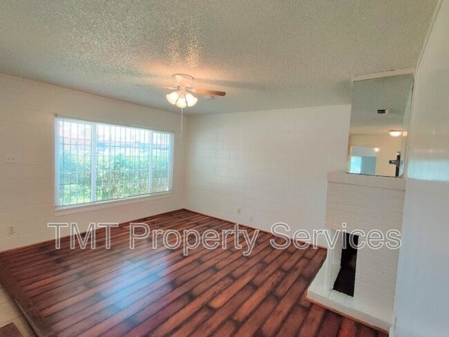 Photo - 6129 Leola Way House