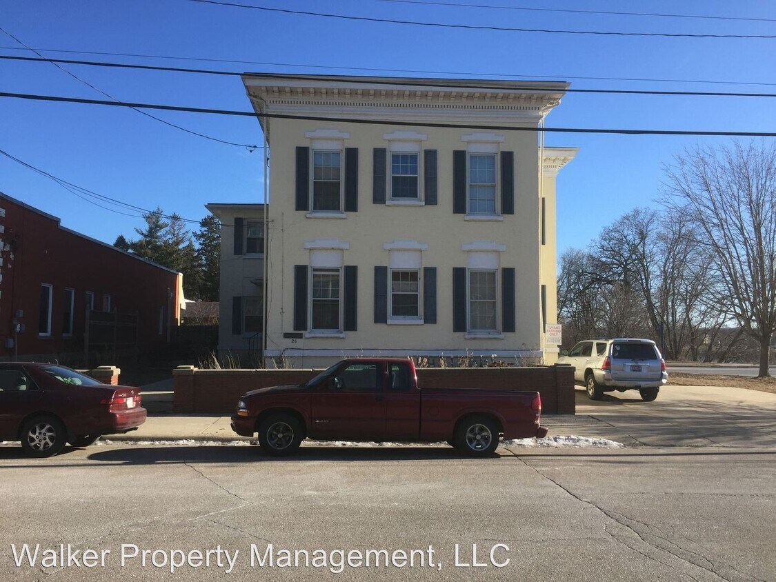 26 Kerwin Mathews Ct, Janesville, WI 53545 Room for Rent in