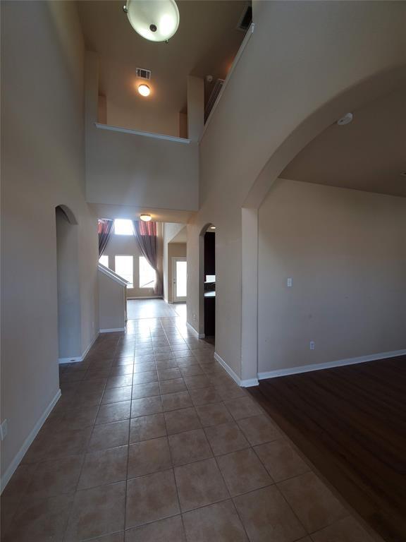 Building Photo - 501 Dinge Bay Dr