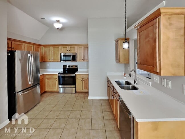 Building Photo - 5854 Lindsay Cove