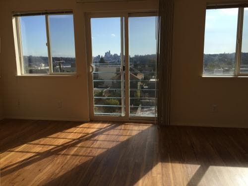 Building Photo - 2 bedroom in Seattle WA 98103