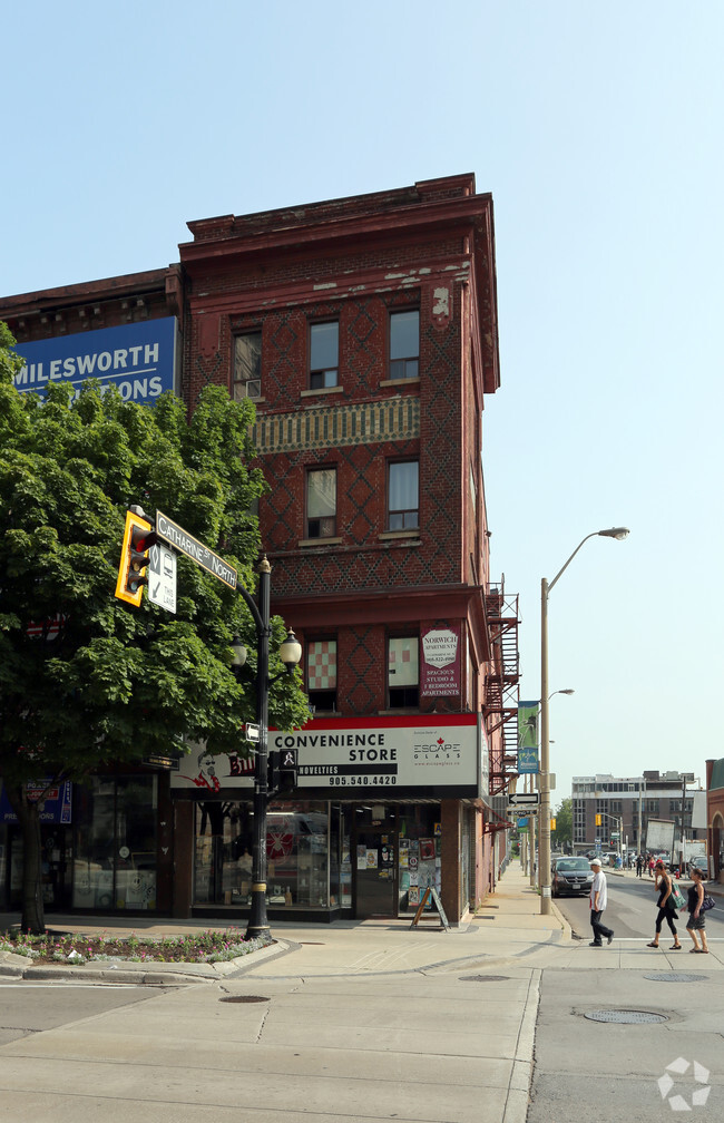 Primary Photo - Norwich Apartments