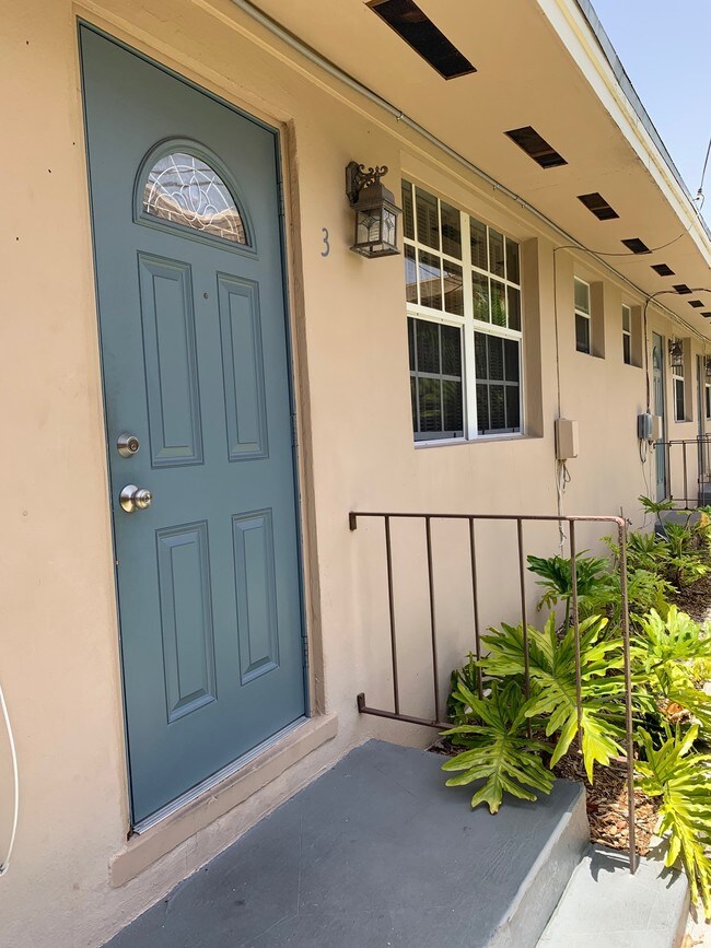 Foto del edificio - 1321 NW 4th St