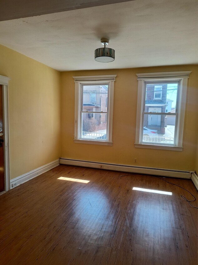 Foto del edificio - 6105 Meadowview Ave