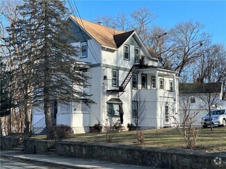 Building Photo - 907 Bernon St