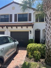 Building Photo - 9453 Montebello Way