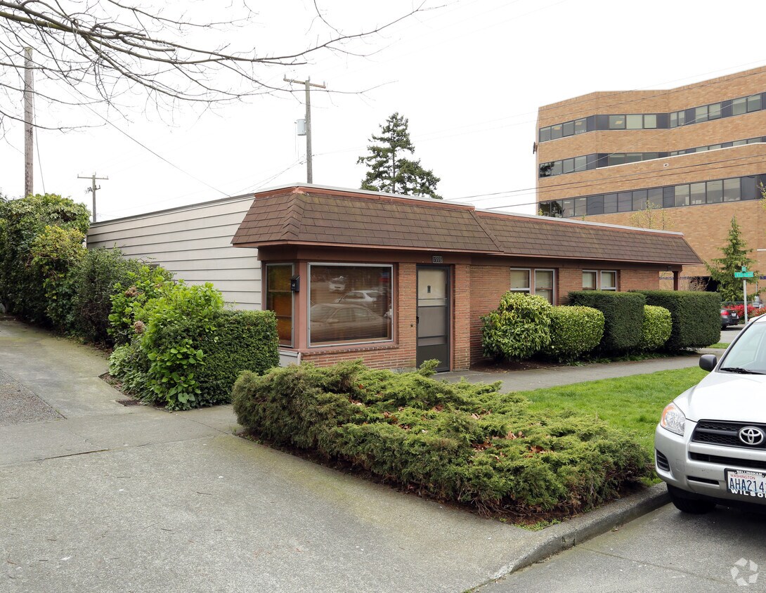 Foto del edificio - 5212 17th Ave NW