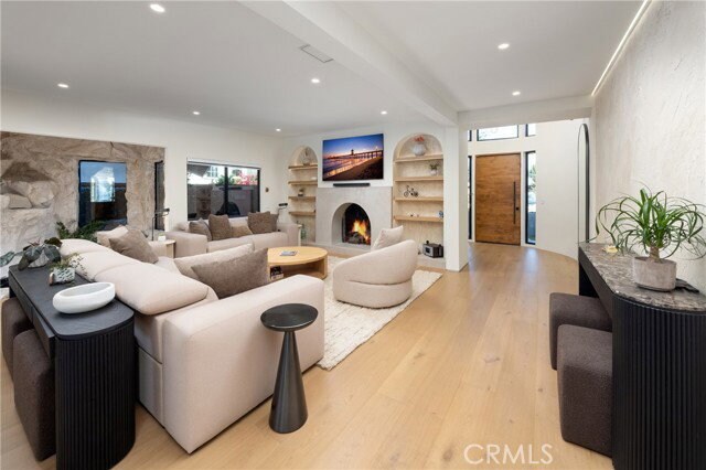 Foto del edificio - 16511 Carousel Ln