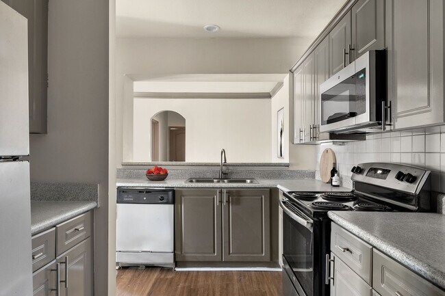 C234080 Retiro en Sweetwater_VS Still_3B2B_Cocina_01_final - Retreat at Sweetwater