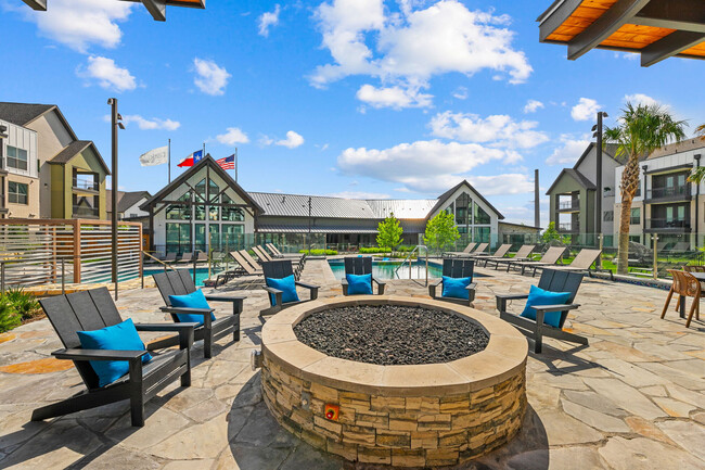 Building Photo - Park at Westover Hills