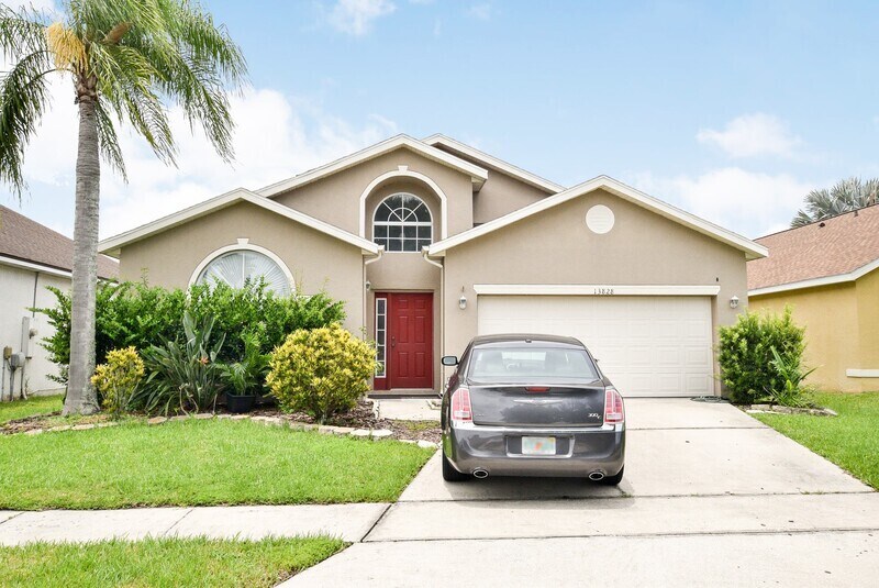 Primary Photo - 13828 Guildhall Cir