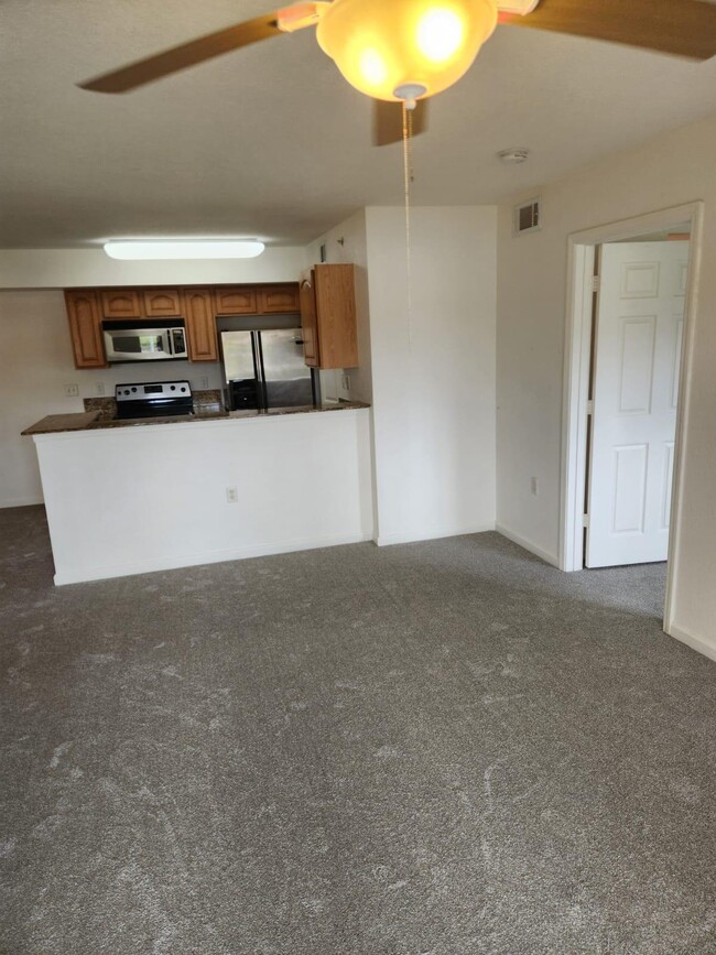 Foto del edificio - 221 SW Palm Dr