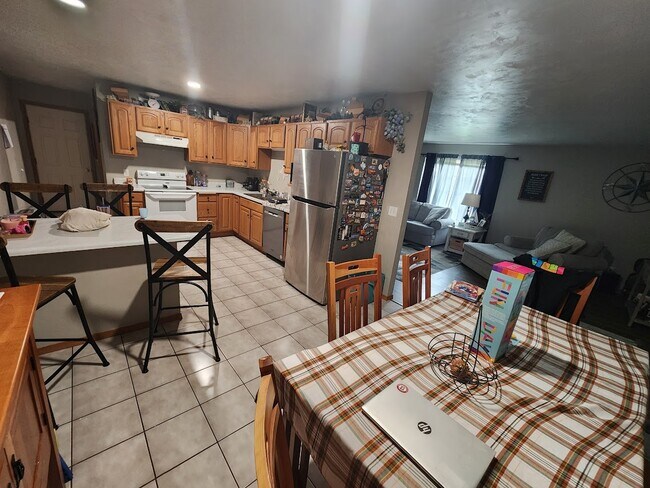 Foto del edificio - 917 Northwood Dr