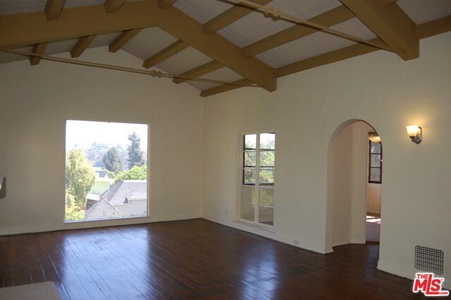 Building Photo - 2036 Balmer Dr