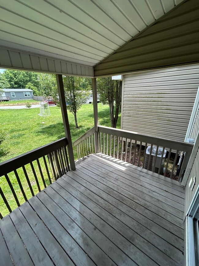 Building Photo - 53 Meadow Glen Ct