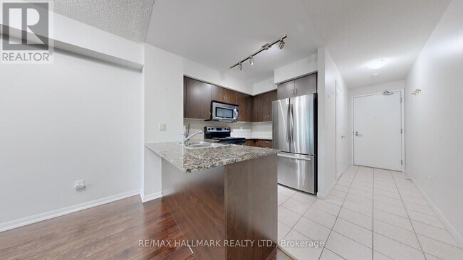 Photo du bâtiment - 215 Fort York Blvd