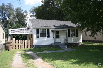 Building Photo - 600 Delray Dr