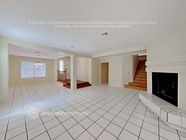 Building Photo - 8336 Hollow Wharf Dr