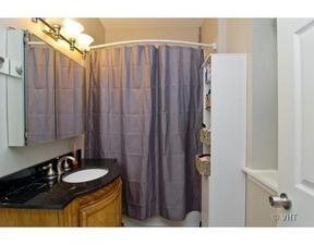 Foto del edificio - MUST SEE! BEAUTIFUL, 2 BED/2 BATH3rd FL LA...