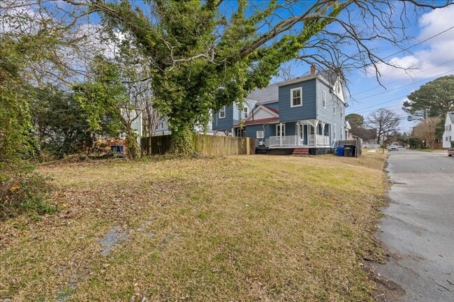 Photo - 258 Douglas Ave Apartment