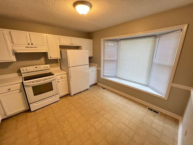 Foto del edificio - Great Townhouse Near Duke AVAILABLE NOW!