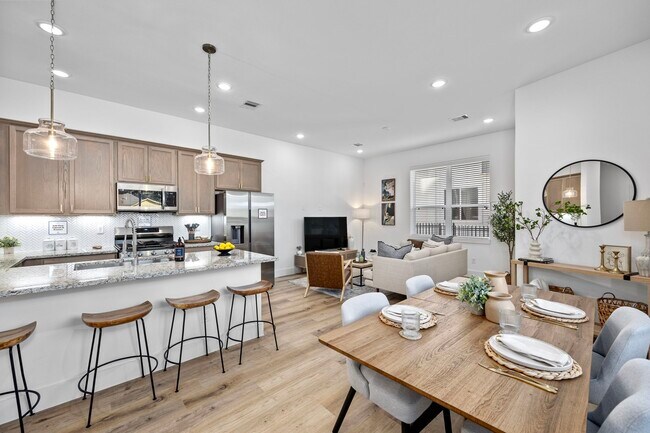 Foto del edificio - 1570 W Tidwell Rd