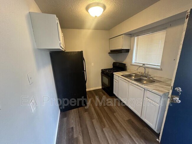 Foto del edificio - 117 40th St NW