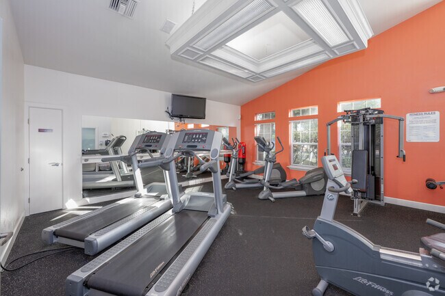 Gimnasio - Aspen Creek Apartments