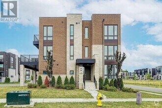 Building Photo - 24 FRED WOLSTENHOLME Dr