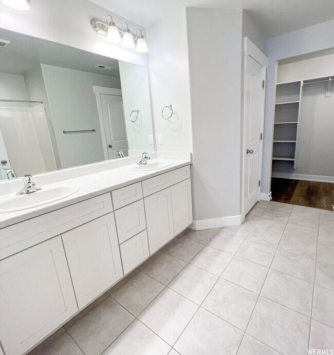 Foto del edificio - 4307 W Hemsley Ln