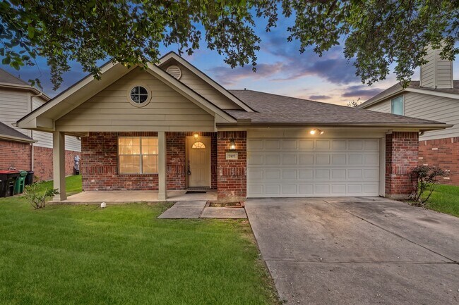 Foto del edificio - 7107 Piney Meadow Ct