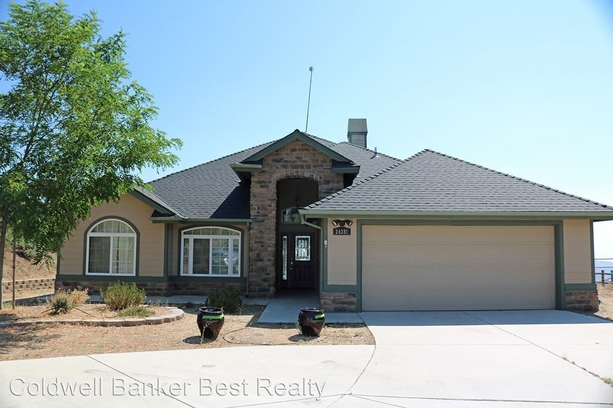 Primary Photo - 4 br, 2 bath House - 24381 Jacaranda Dr.