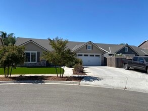 Building Photo - 2299 W Heather Ln