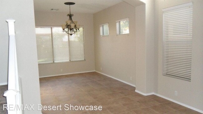 Building Photo - 5 br, 3 bath House - 9008 W. Quail Avenue