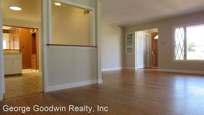 Building Photo - 3 br, 2 bath House - 1621 Parkview Drive