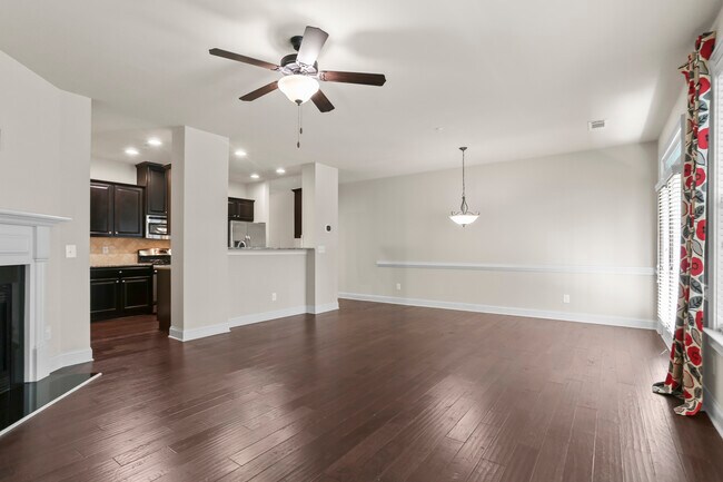 Foto del edificio - 2218 Knoxhill Vw SE, Smyrna, GA 30082