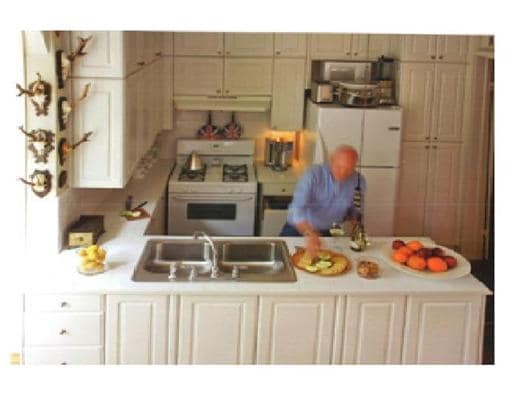 Kitchen - 931-935 Dauphine St