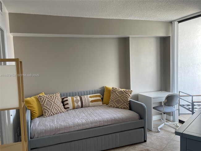 Building Photo - 3300 NE 192 St