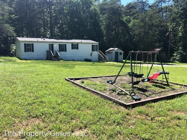 Building Photo - 3 br, 2 bath House - 2815 Three Bridge Rd