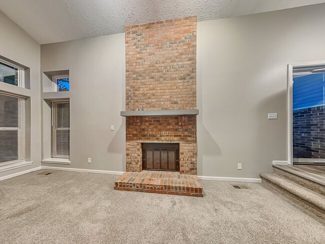 Building Photo - 6882 Grampian Way