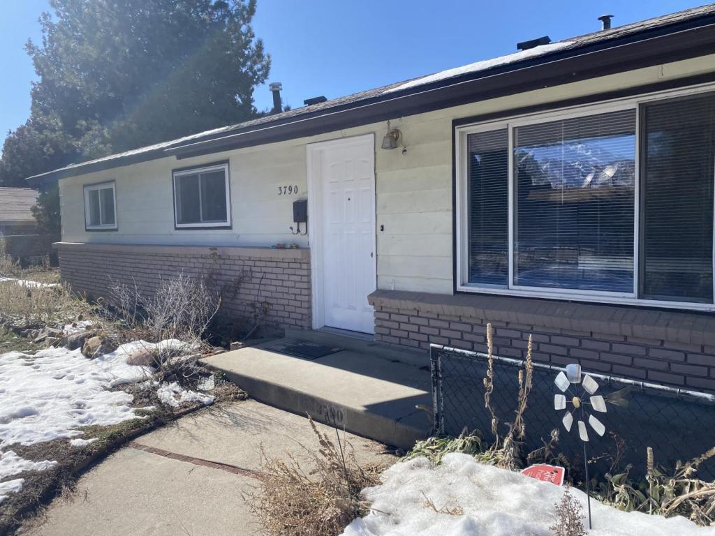 Primary Photo - 3790 S 575 W
