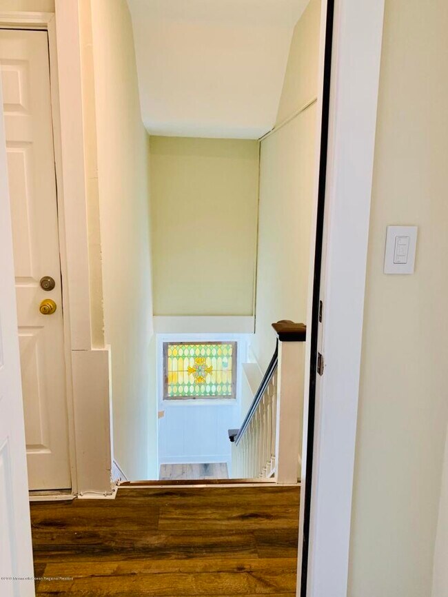 Escaleras de entrada - 415 Sunset Ave