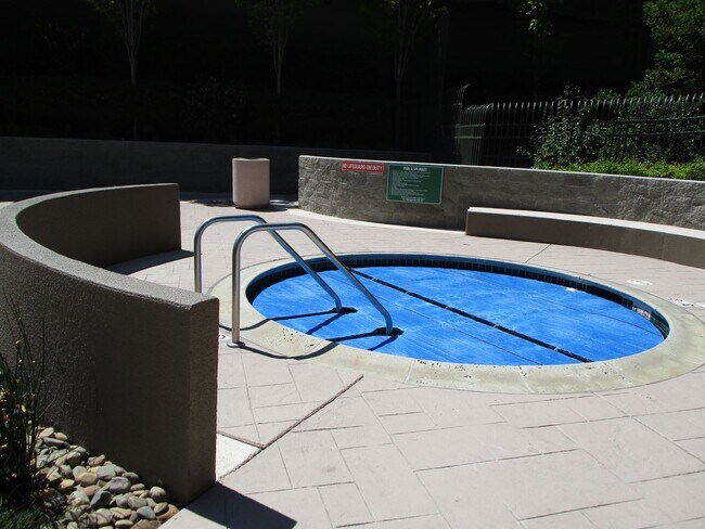 Foto del edificio - Stunning 2-Bed, 2-Bath