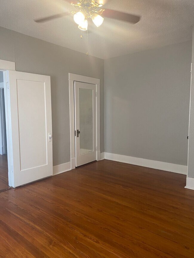Foto del edificio - 531 Cedar St