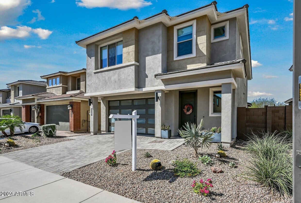 Primary Photo - 22034 N 28th Pl