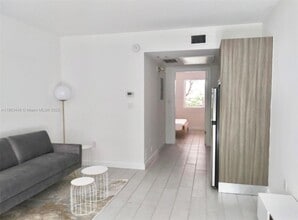 Building Photo - 740 Meridian Ave