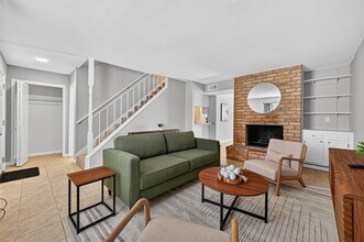 Building Photo - 4064 Belle Park Dr