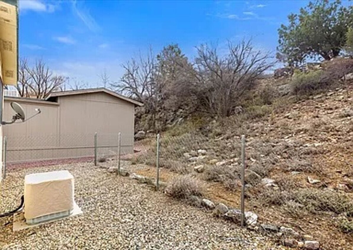 Foto del edificio - Single Wide Nestled In Prescott Canyon Est...