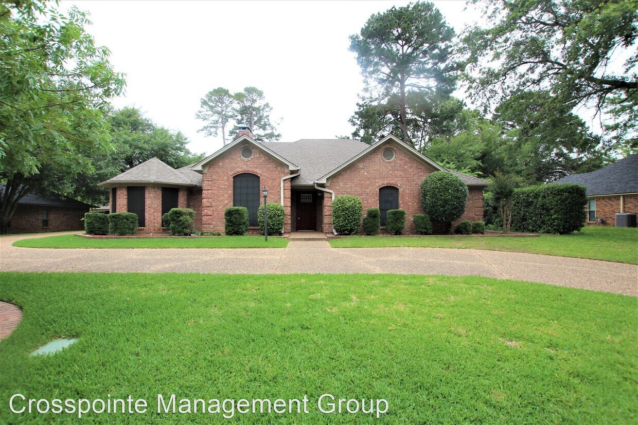 Primary Photo - 3 br, 2.5 bath House - 6104 Raleigh